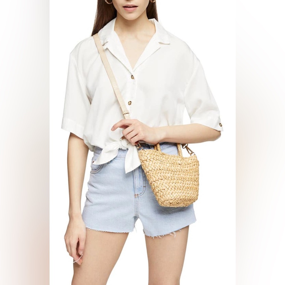 Topshop Demi-Casual Knot Button-Up Shirt